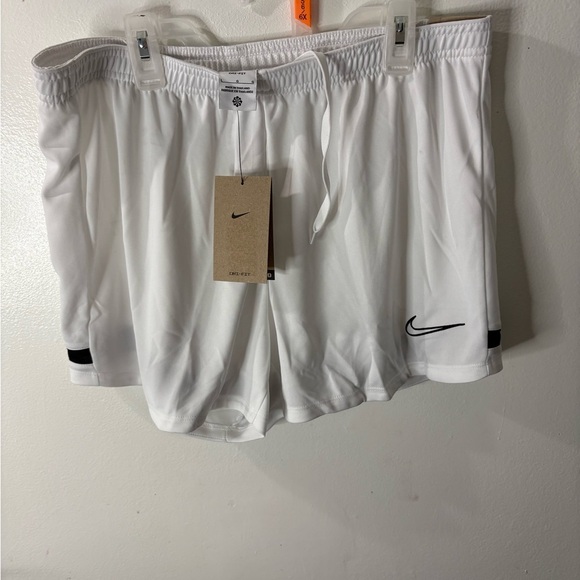 NWT white nike shorts size large - Picture 1 of 7